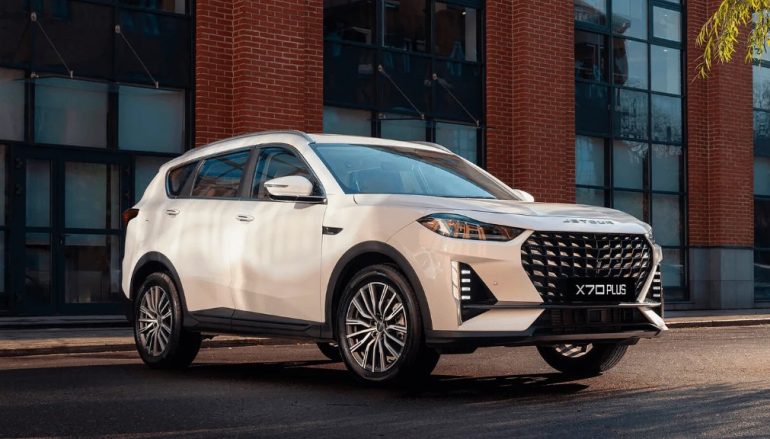 Расход топлива JETOUR X70 в реальных условиях: трасса, город, зима и лето